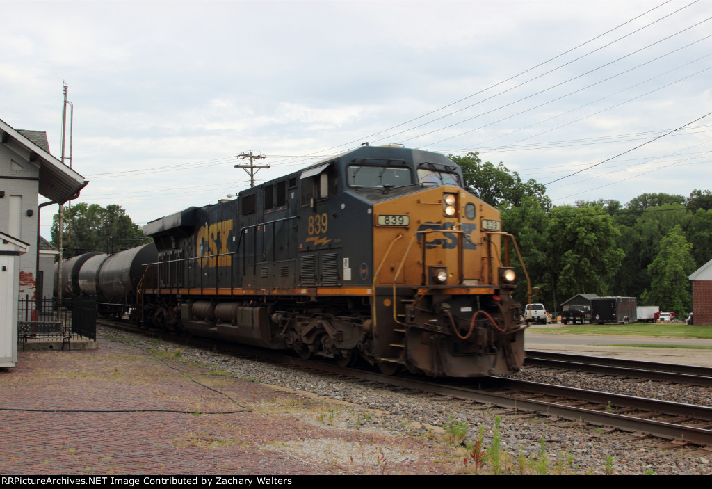 CSX 839